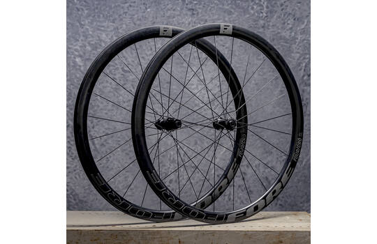 WHEELSET CLINCHER FOUR SL CRD DT240 SHIMANO BODY 8
